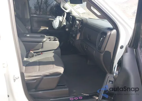 2021 Chevrolet Silverado 1500 4Wd Short Bed Custom from USA, damaged, VIN 3GCUYBEF9MG324357